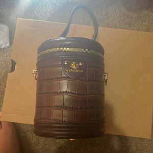 Cut brown bag for the fall